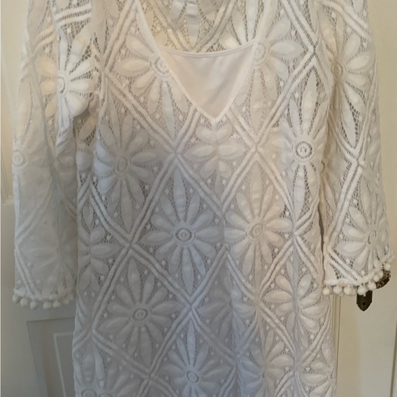 Lilly Pulitzer white lace floral tunic dress - Picture 4 of 6